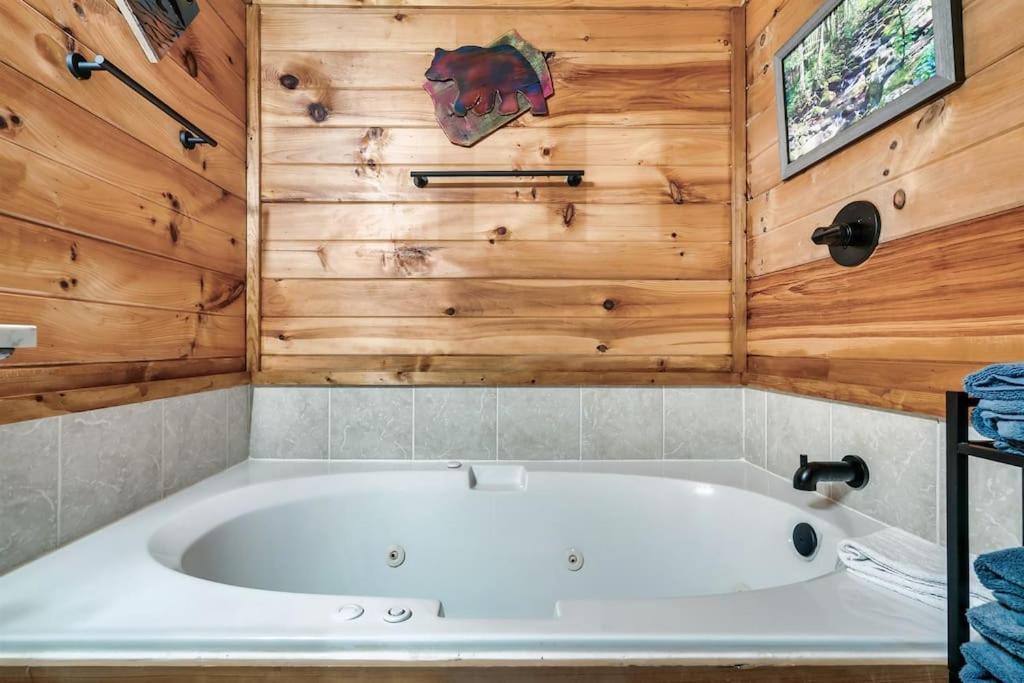 A Top Notch Lodge~Gatlinburg Zewnętrze zdjęcie