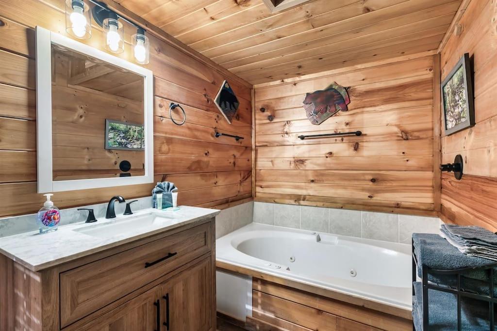 A Top Notch Lodge~Gatlinburg Zewnętrze zdjęcie