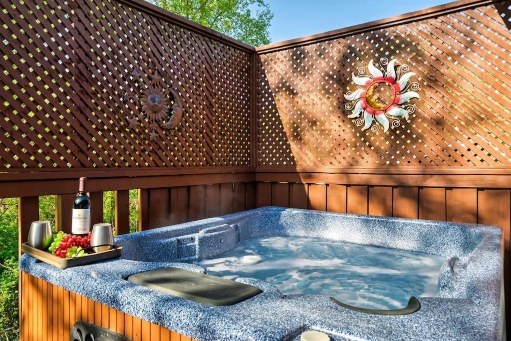 A Top Notch Lodge~Gatlinburg Zewnętrze zdjęcie